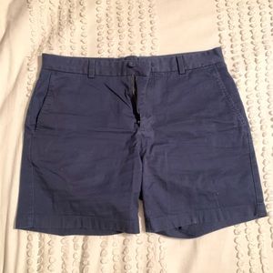 Me a Vinyard Vines 33 Waist Blue Shorts